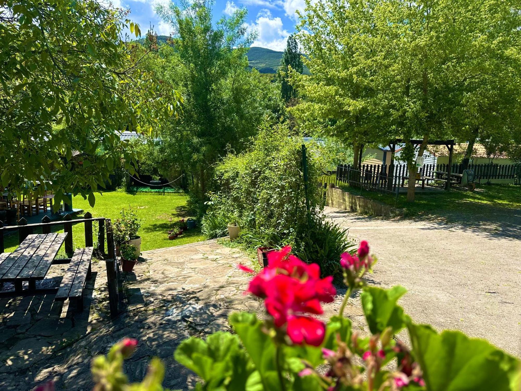 Solopuent Hotel Rural Castiello de Jaca Bagian luar foto